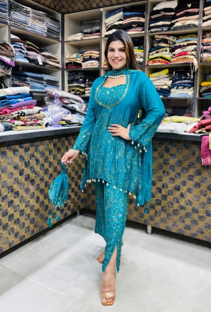 AZEENA™ | Chinon Royale Couture Collection