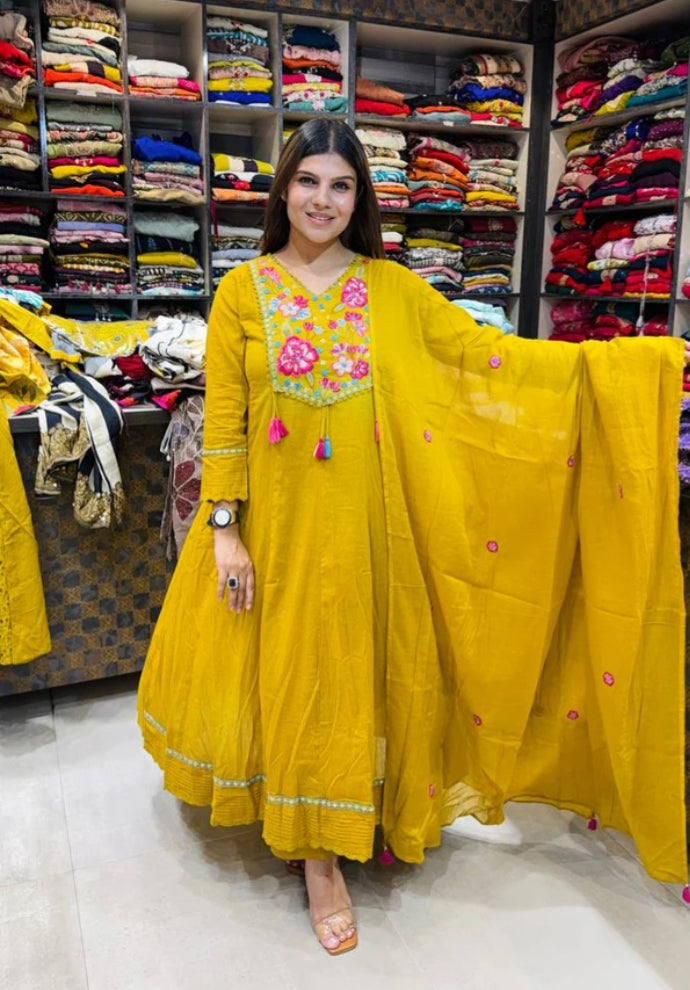 SAFFRON™Perfect for every occasion: Be it Haldi or festivals, stand out in this vibrant yellow suit."