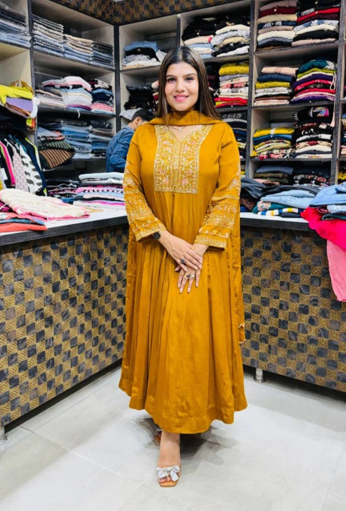 ZAREEN™ utilizes imported Chinon fabric, known for its lightweight and durable properties