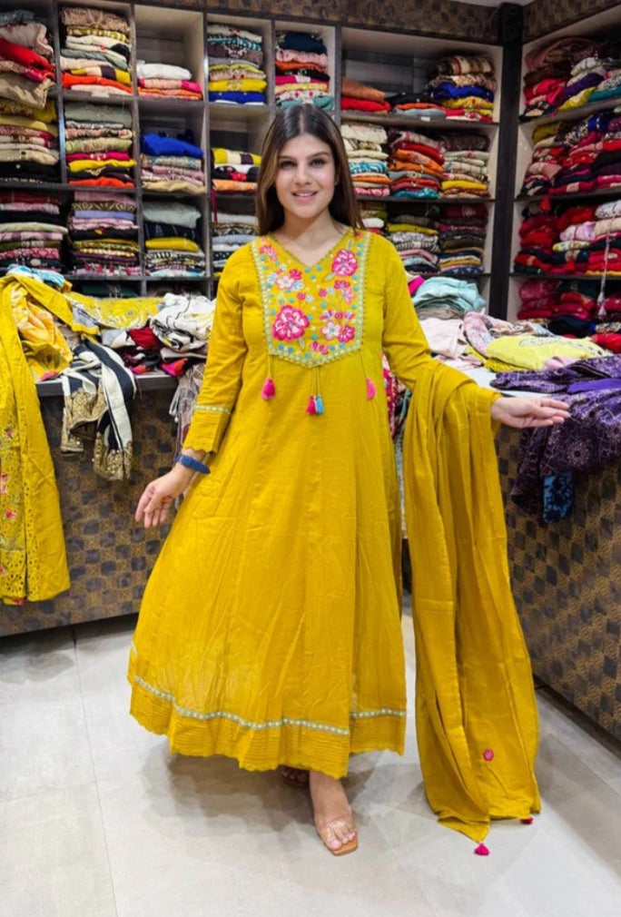 SAFFRON™Perfect for every occasion: Be it Haldi or festivals, stand out in this vibrant yellow suit."
