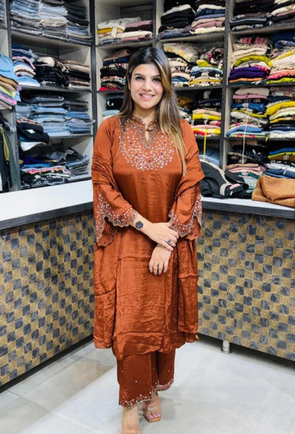 SIENNA™ Elevate Your Ethnic Wardrobe with Luxury.