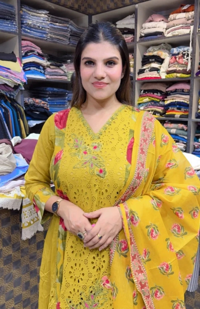 ZAREEN"💛 "Sunshine Yellow Floral Suit 🌸 – Har Occasion Ke Liye Perfect Choice! Limited Stock, Order Now. ✨"