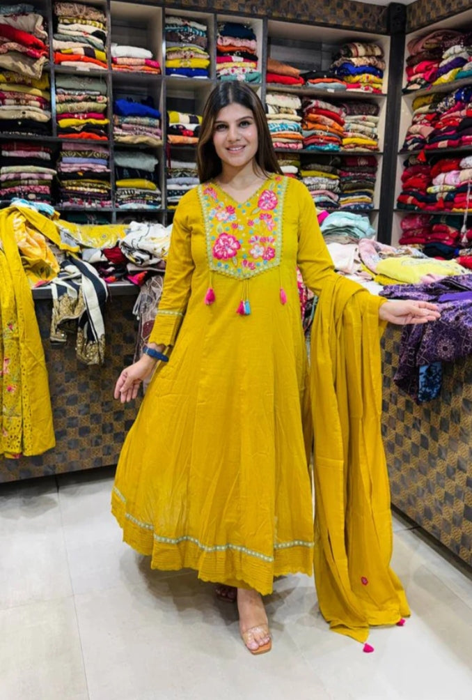 SAFFRON™Perfect for every occasion: Be it Haldi or festivals, stand out in this vibrant yellow suit."